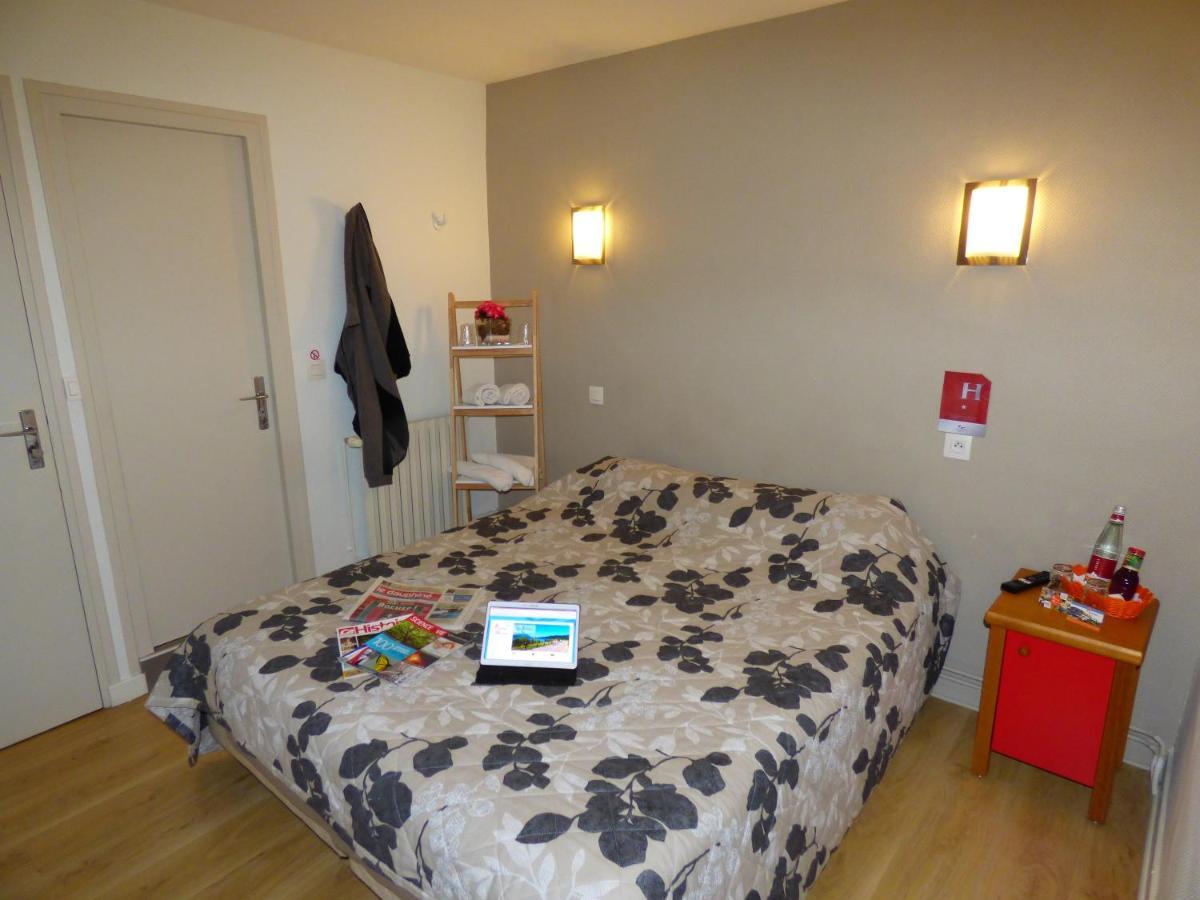 Les Avenières Auberge Des Avenieres מראה חיצוני תמונה